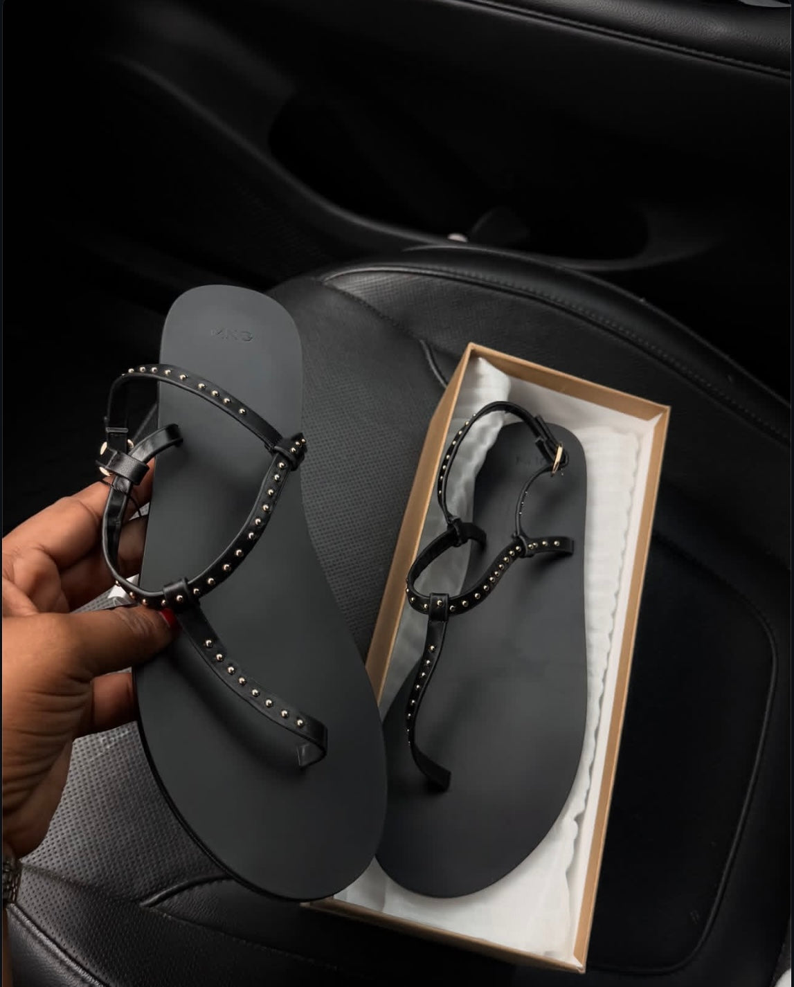 Mng sandals